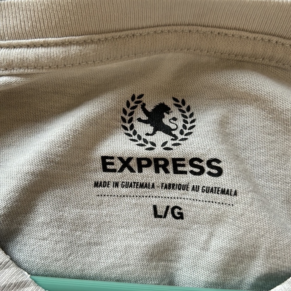 Express t-shirt - Picture 3 of 3